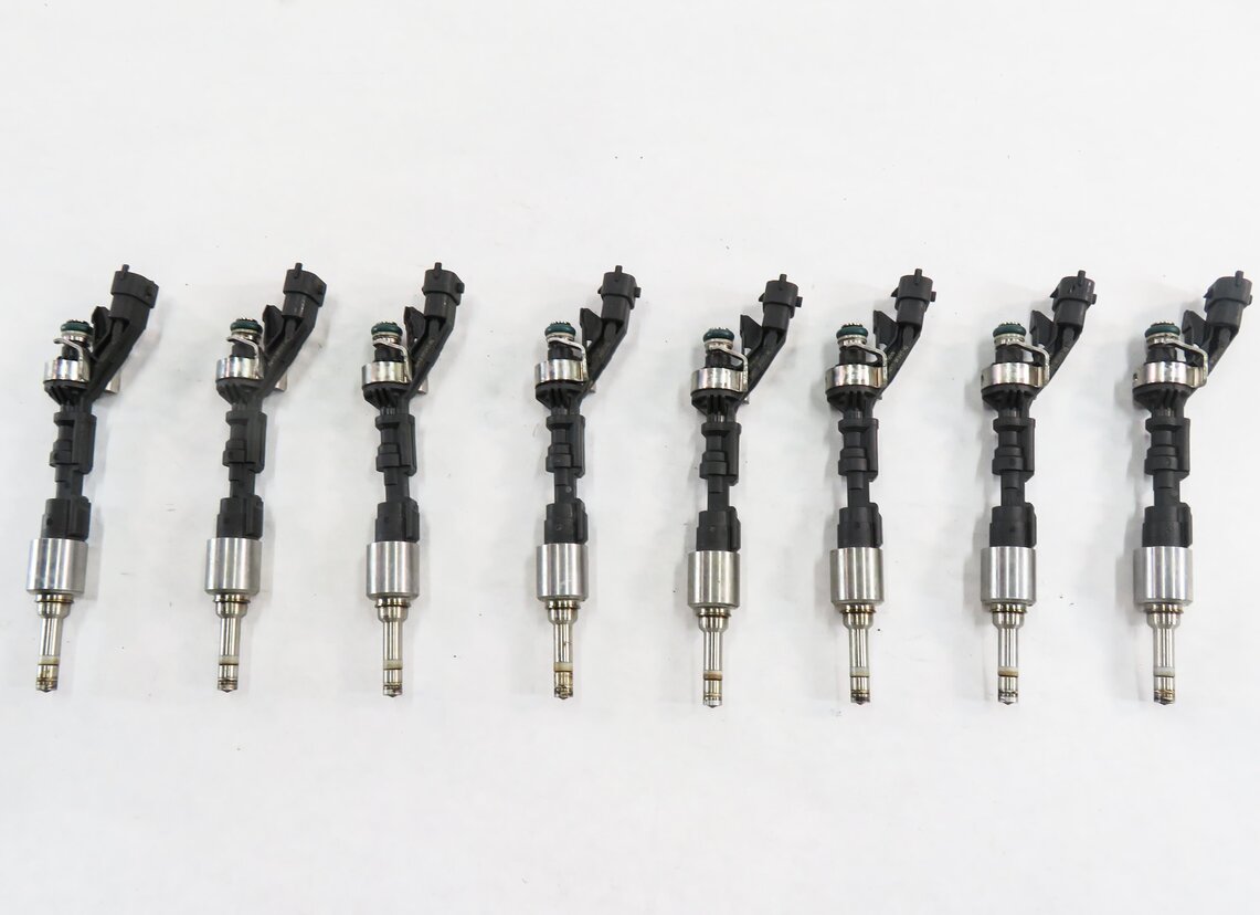 Thumbnail 4: 2010-2017 RANGE ROVER SPORT (L320 L322) JAGUAR XF XJ XK - 5.0L FUEL INJECTOR SET