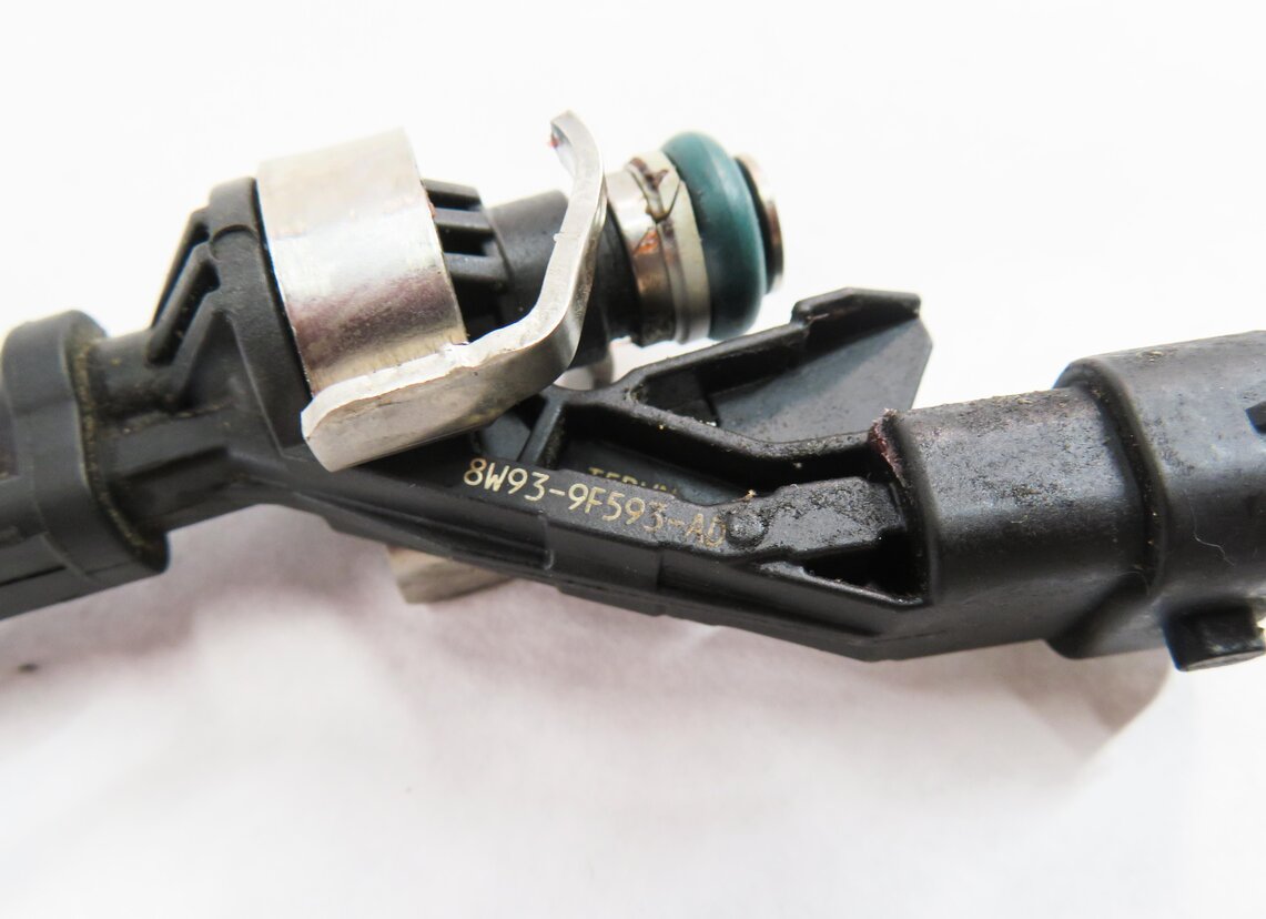 Thumbnail 7: 2010-2017 RANGE ROVER SPORT (L320 L322) JAGUAR XF XJ XK - 5.0L FUEL INJECTOR SET