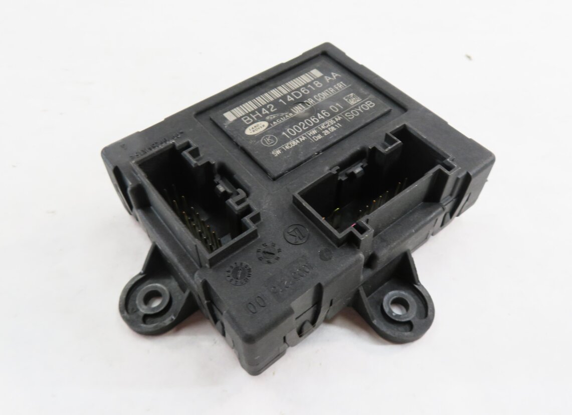 Thumbnail 1: 2012 RANGE ROVER (L322) LEFT FRONT DRIVER DOOR CONTROL MODULE
