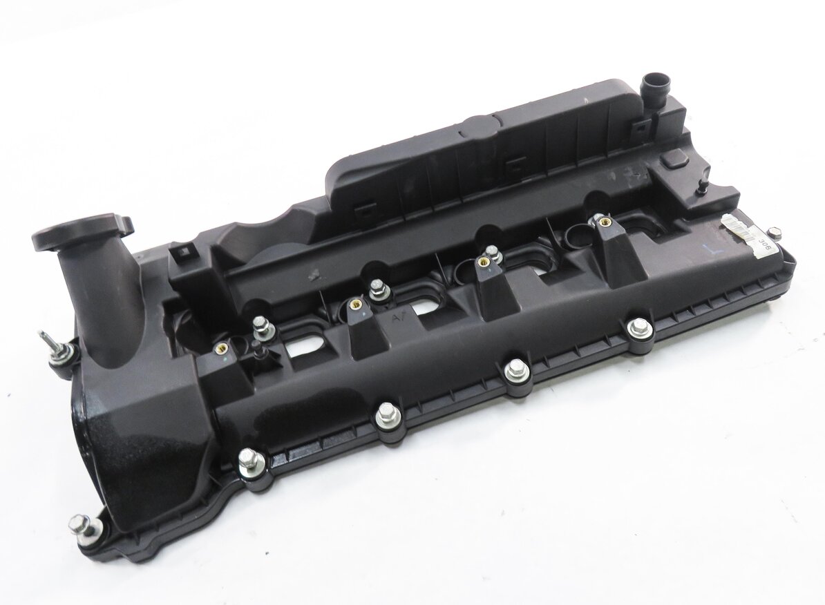 Thumbnail 1: 2010-2018 RANGE ROVER SPORT (L320 L322 L494 L405) 5.0L V8 - LEFT VALVE COVER