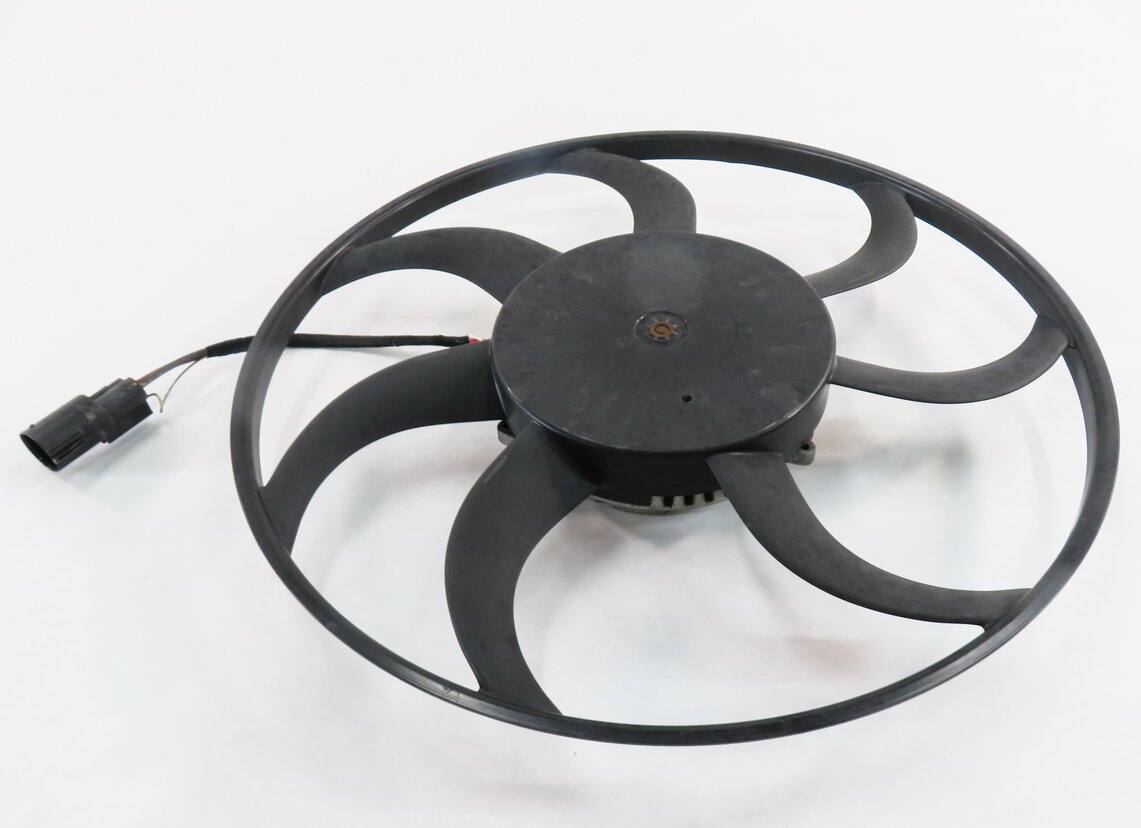 Thumbnail 1: 2010-2012 RANGE ROVER (L322) 5.0L ENGINE ELECTRIC COOLING FAN MOTOR w/ BLADE