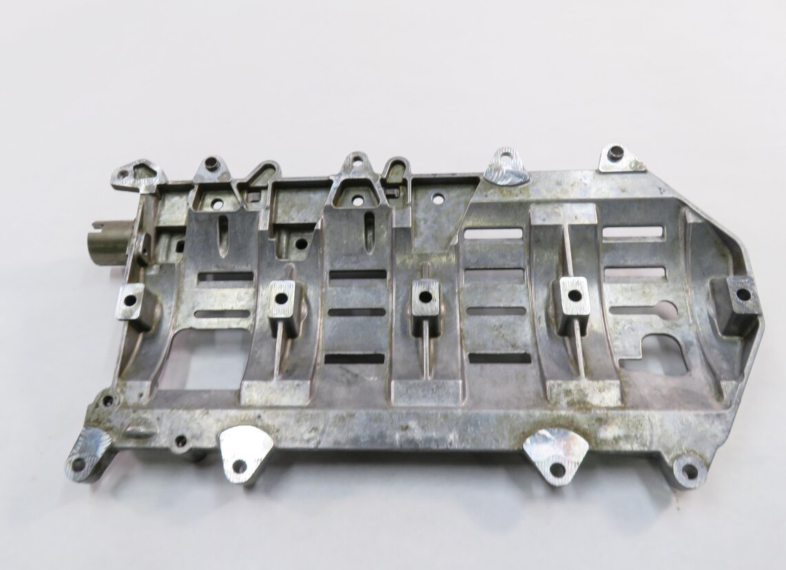Thumbnail 6: 2012 RANGE ROVER (L322) 5.0L AJ133 SUPERCHARGED ENGINE - OIL PAN BAFFLE TRAY