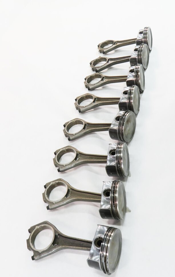 Thumbnail 4: 2012 RANGE ROVER (L322) 5.0L AJ133 V8 SUPERCHARGED ENGINE - PISTON SET-8