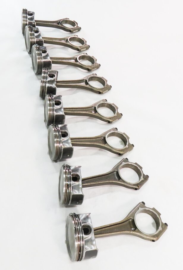 Thumbnail 5: 2012 RANGE ROVER (L322) 5.0L AJ133 V8 SUPERCHARGED ENGINE - PISTON SET-8