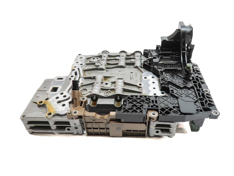 Thumbnail 8: 10-12 RANGE ROVER SPORT (L320 L322) 6HP-28 AUTOMATIC TRANSMISSION VALVE BODY