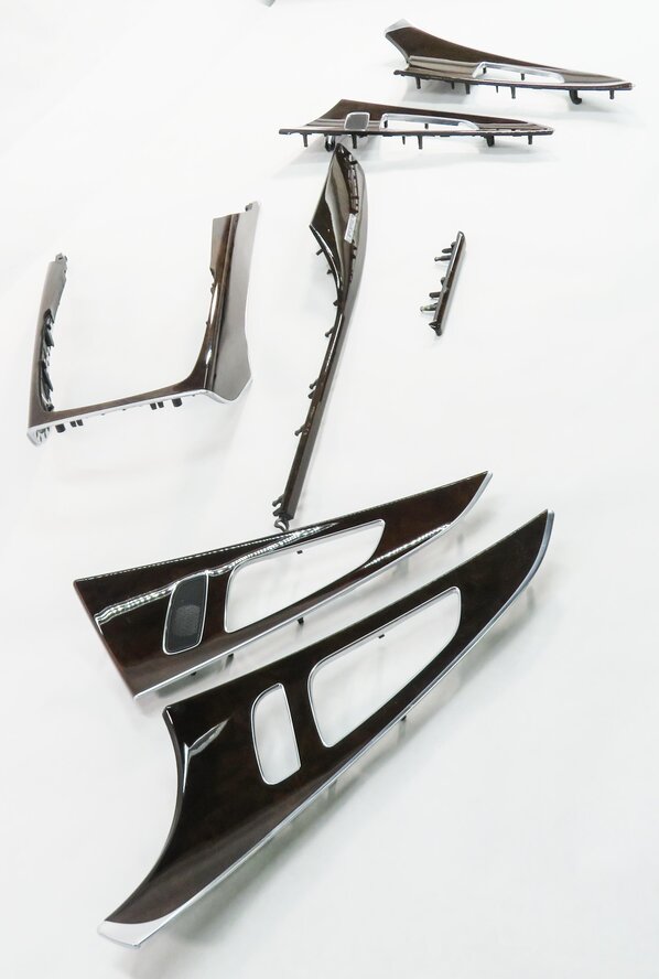 Thumbnail 2: 2013 AUDI A6 (C7) DASH DOOR CONSOLE WOOD GRAIN TRIM PANEL SET (DARK WALNUT WOOD)