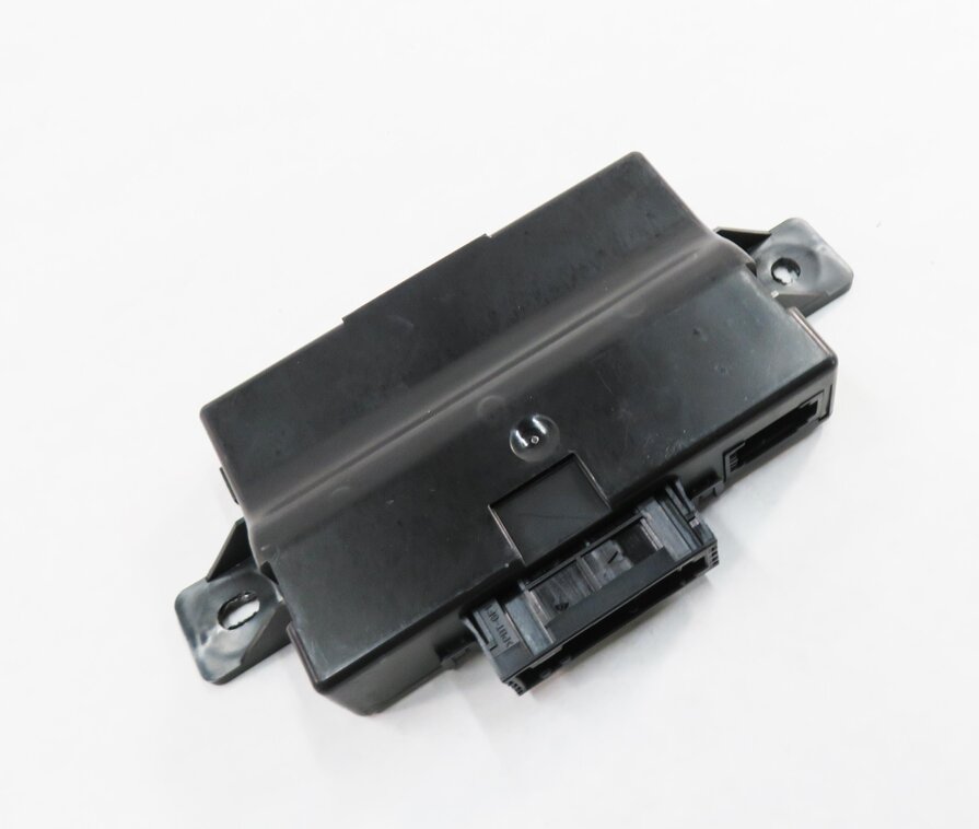 Thumbnail 1: 2013 AUDI A6 (C7) CENTRAL GATEWAY CONTROL MODULE