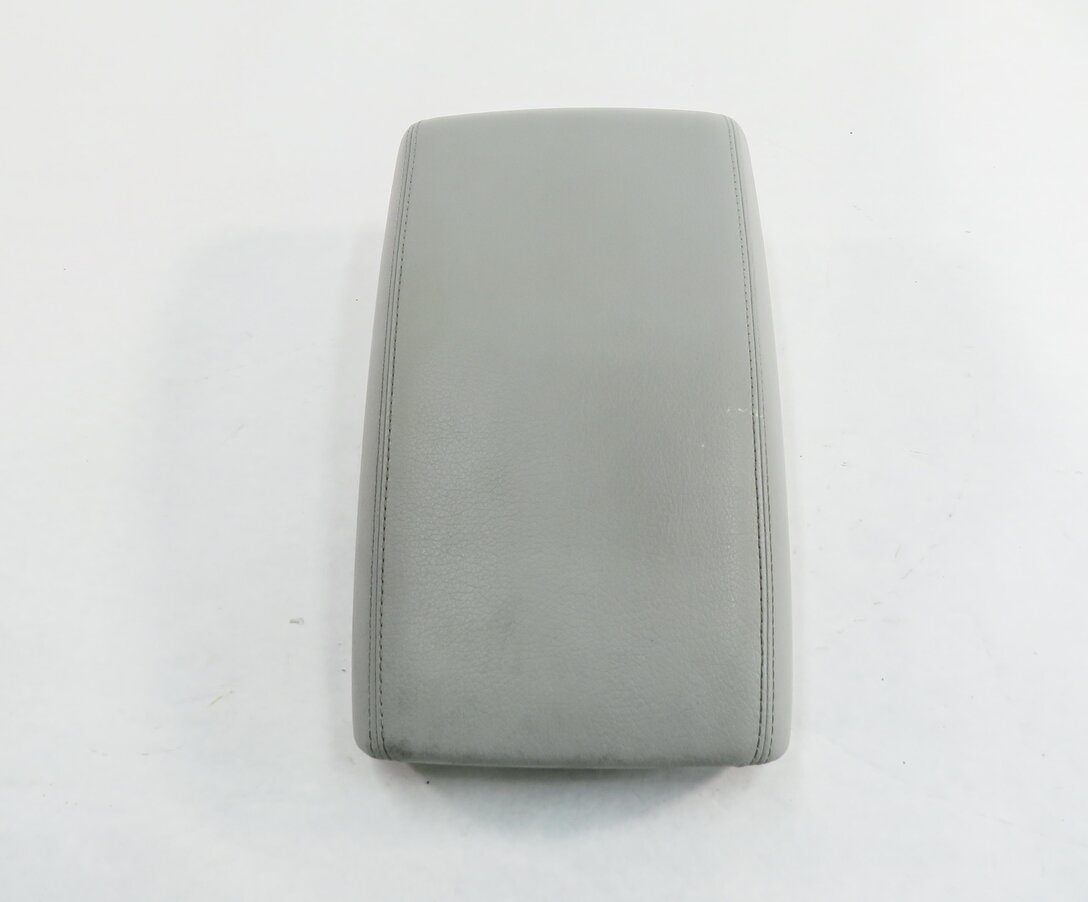 Thumbnail 2: 2011-2017 AUDI A6 S6 A7 S7 RS7 (C7) FRONT CENTER CONSOLE ARM REST LID (GRAY)