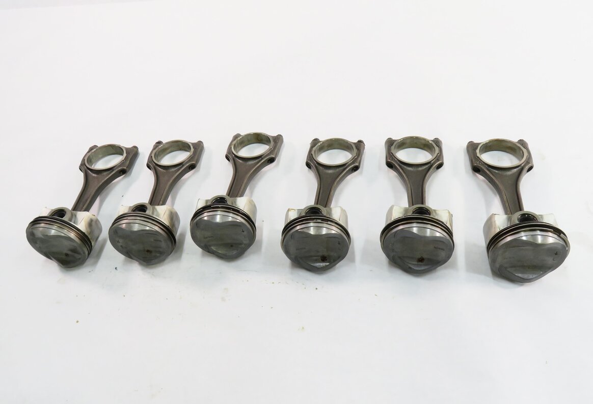 Thumbnail 2: 09-17 AUDI A6 A7 A8 Q5 Q7 S4 S6 Q5 TOUAREG - 3.0L SUPERCHARGED ENGINE PISTON SET