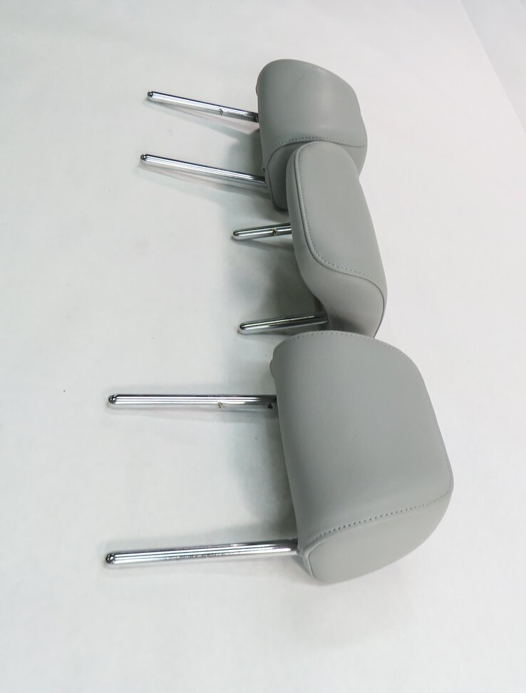 Thumbnail 3: 2013 AUDI A6 (C7) REAR SEAT HEADREST SET-3 (TITANIUM GRAY)