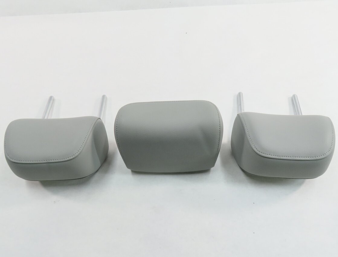 Thumbnail 5: 2013 AUDI A6 (C7) REAR SEAT HEADREST SET-3 (TITANIUM GRAY)