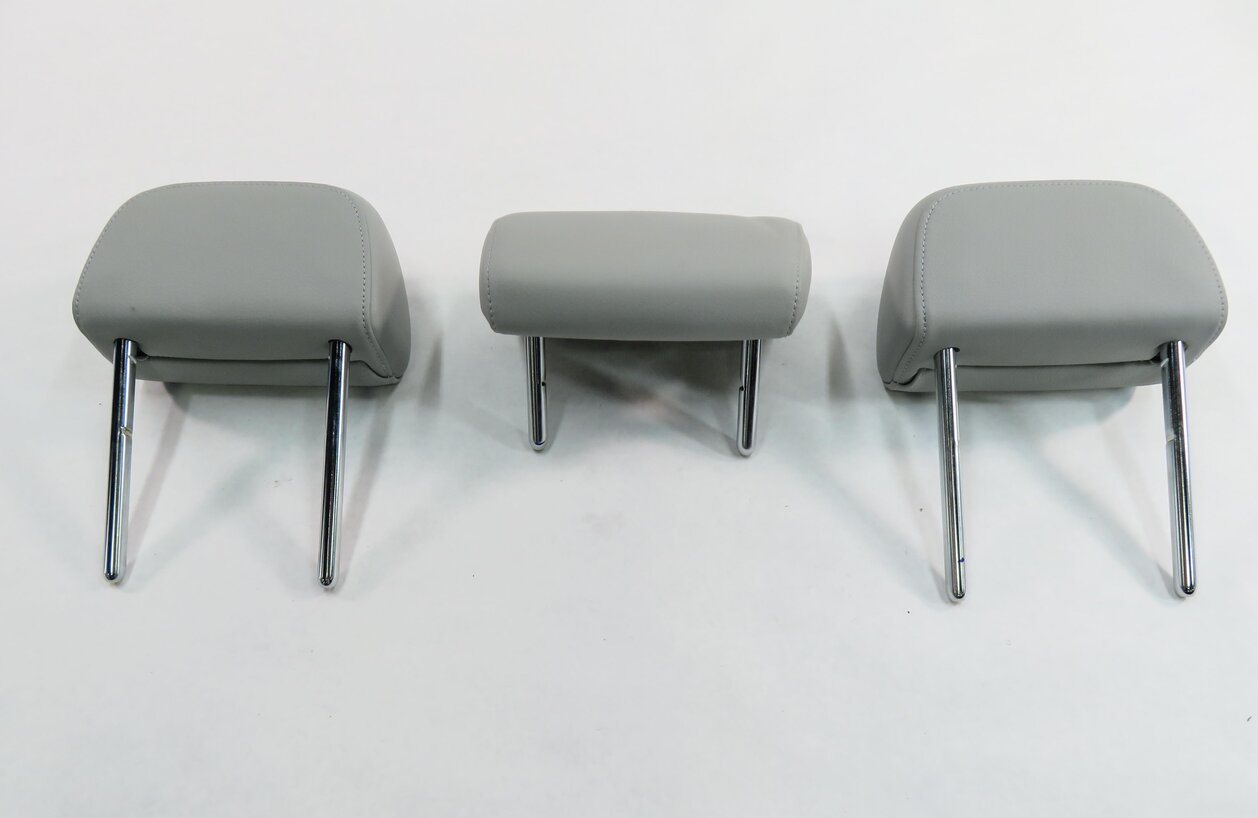 Thumbnail 7: 2013 AUDI A6 (C7) REAR SEAT HEADREST SET-3 (TITANIUM GRAY)
