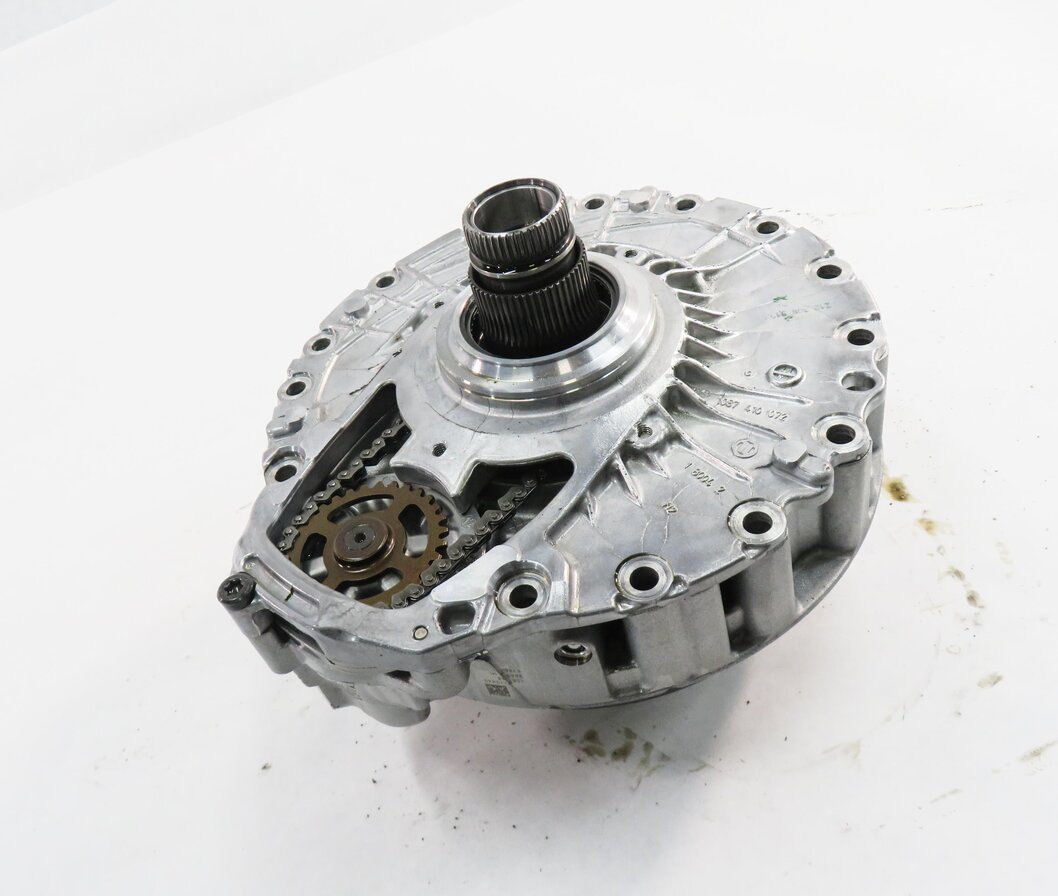 2013-2015 AUDI A6 A7 (C7 4G8) 3.0L AWD QUATTRO - TRANSMISSION OIL PUMP