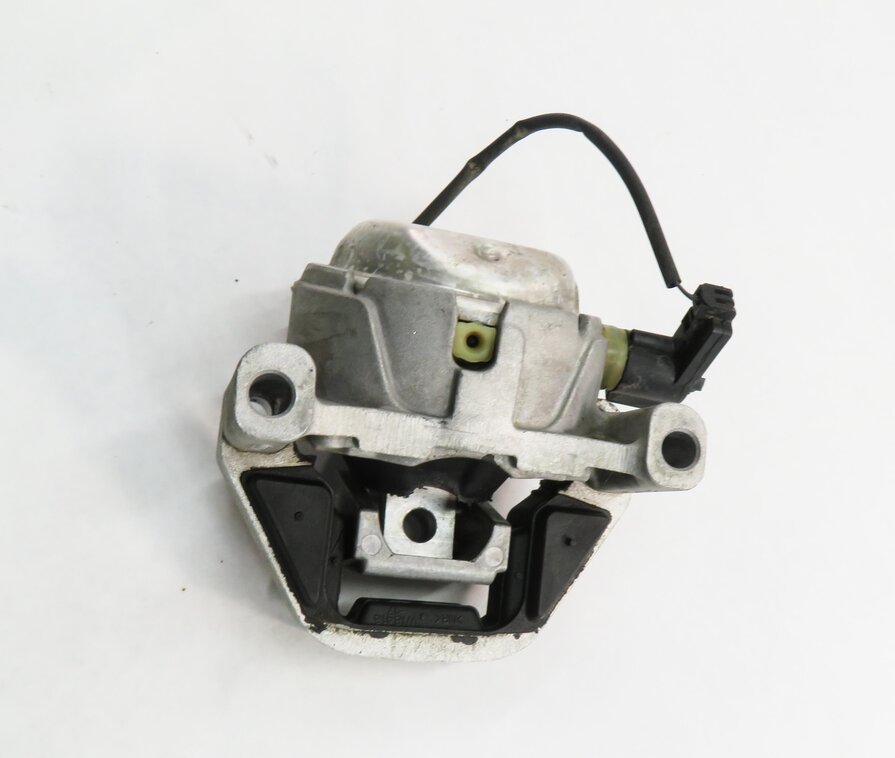 Thumbnail 3: 2013 AUDI A6 (C7) 3.0L CTUA SUPERCHARGED - LEFT ENGINE MOTOR MOUNT BRACKET