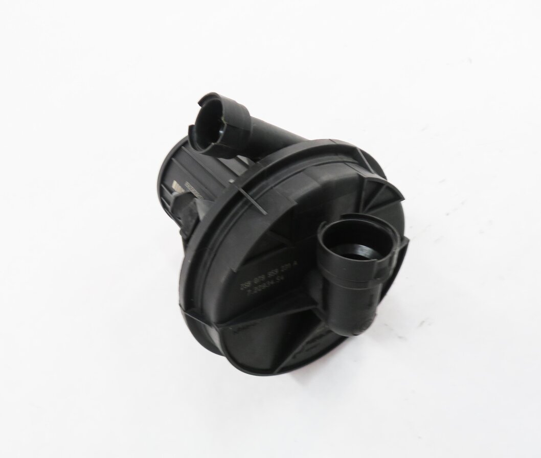 Thumbnail 1: 2013 AUDI A6 (C7) 3.0L CTUA SUPERCHARGED ENGINE - SECONDARY AIR INJECTION PUMP