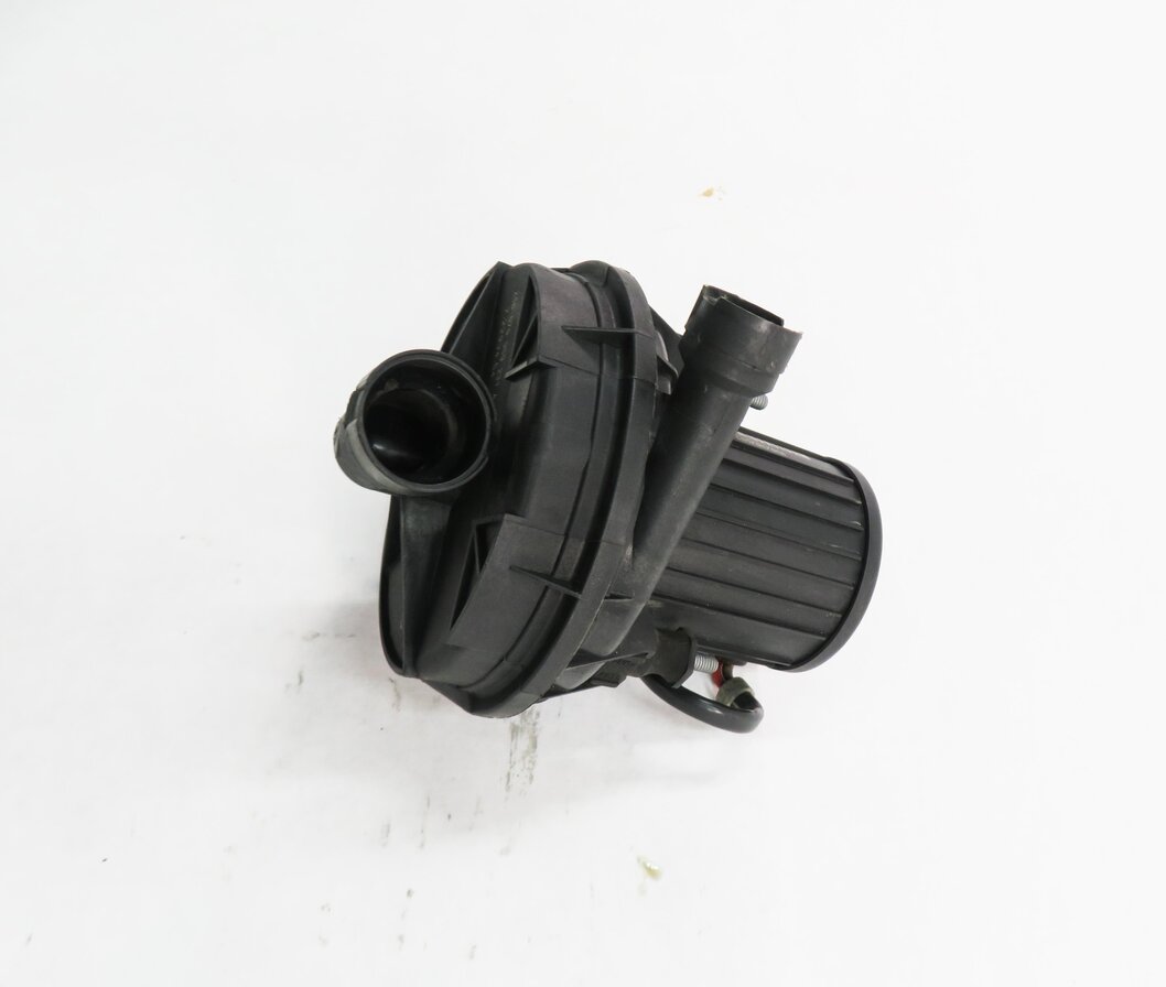 Thumbnail 3: 2013 AUDI A6 (C7) 3.0L CTUA SUPERCHARGED ENGINE - SECONDARY AIR INJECTION PUMP