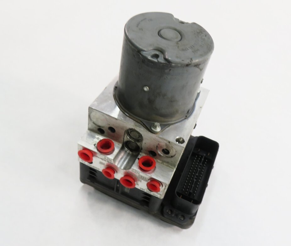 12-15 AUDI A6 S6 A7 S7 (C7) ABS BRAKE PUMP w/ MODULE (ADAPTIVE CRUISE CONTROL)
