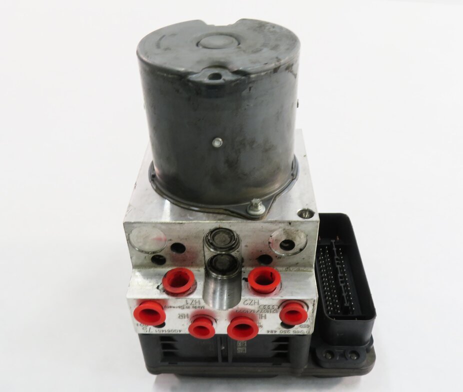 Thumbnail 2: 12-15 AUDI A6 S6 A7 S7 (C7) ABS BRAKE PUMP w/ MODULE (ADAPTIVE CRUISE CONTROL)