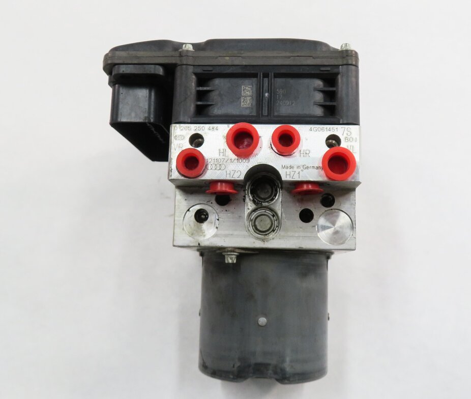 Thumbnail 6: 12-15 AUDI A6 S6 A7 S7 (C7) ABS BRAKE PUMP w/ MODULE (ADAPTIVE CRUISE CONTROL)