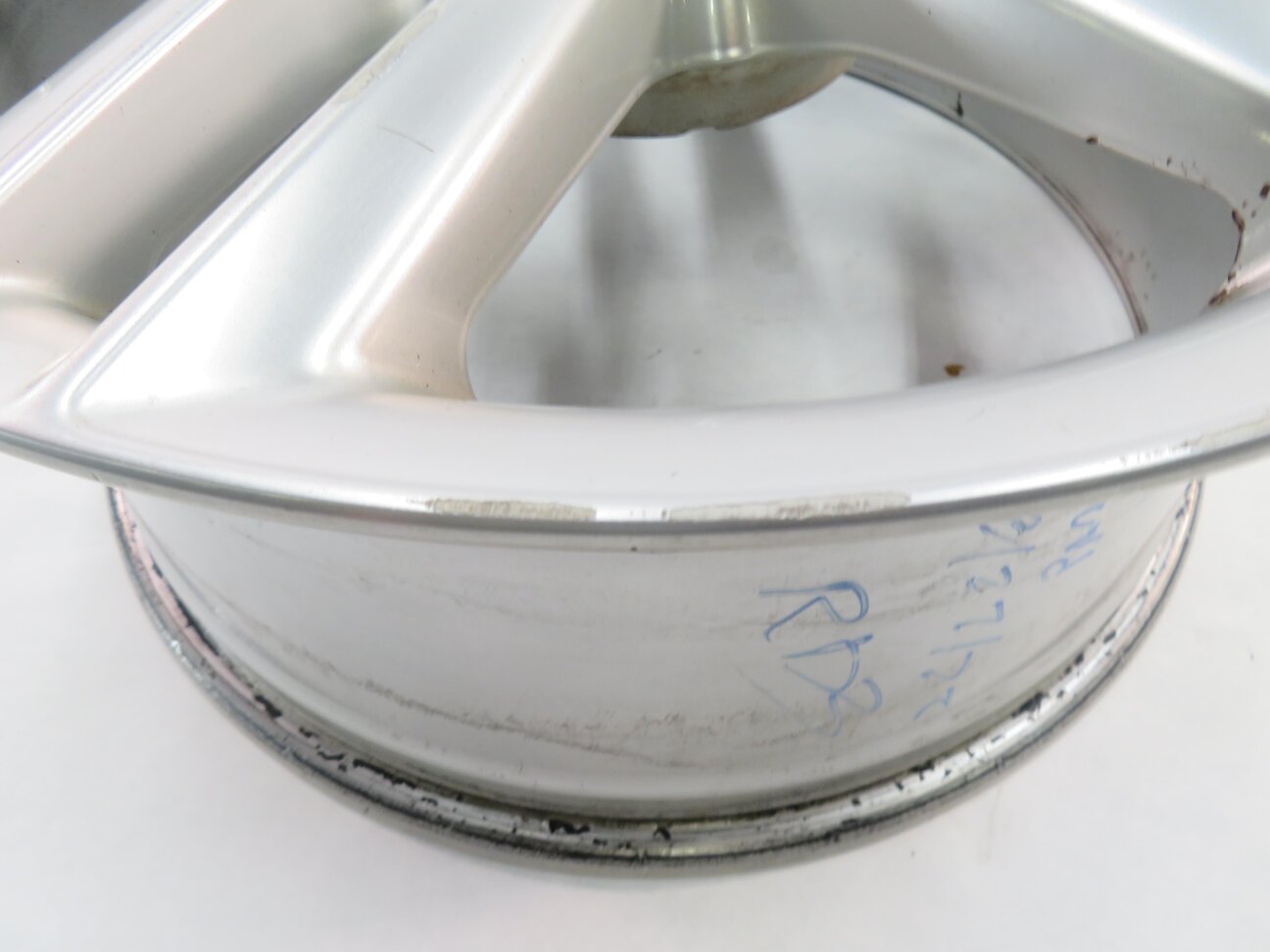 Thumbnail 7: 2012-2015 AUDI A6 (C7) 18x8 - 5 DOUBLE SPOKE ALUMINUM ALLOY WHEEL RIM