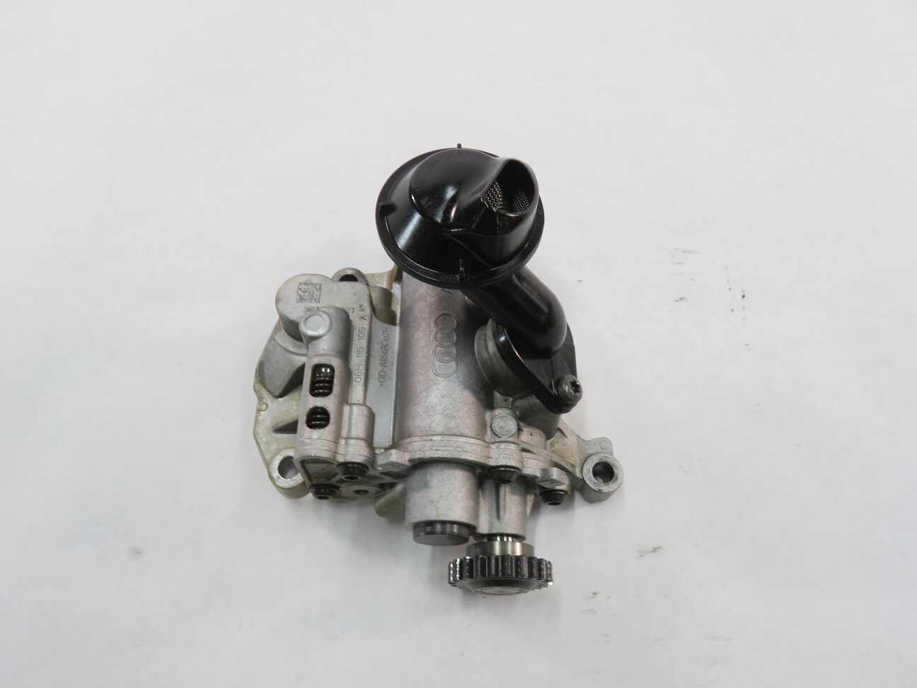 Thumbnail 2: 2012 AUDI A6 (C7) 2.0L CAEB TURBO ENGINE - OIL PUMP