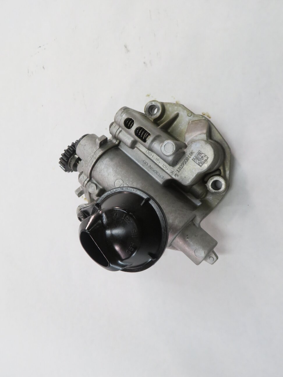 Thumbnail 5: 2012 AUDI A6 (C7) 2.0L CAEB TURBO ENGINE - OIL PUMP
