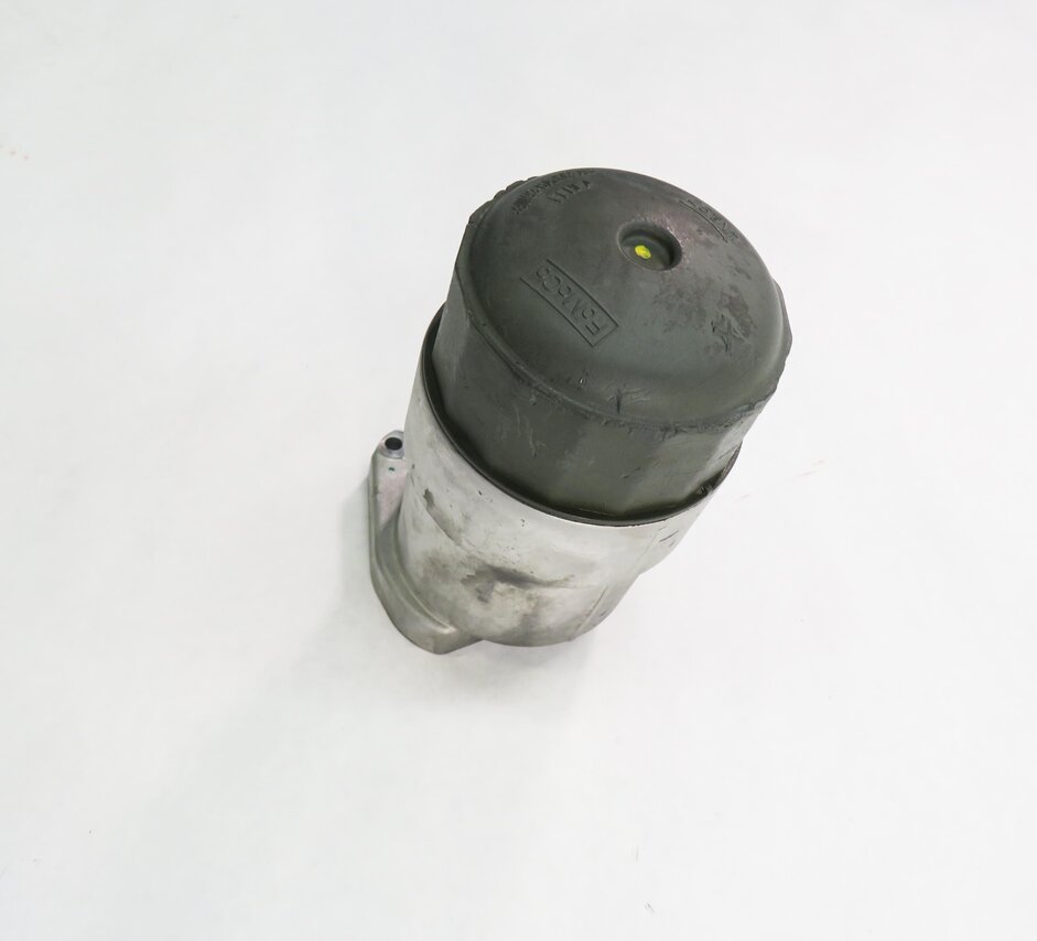 Thumbnail 3: 2010 RANGE ROVER SPORT (L320) 5.0L AJ133 V8 ENGINE - OIL FILTER HOUSING