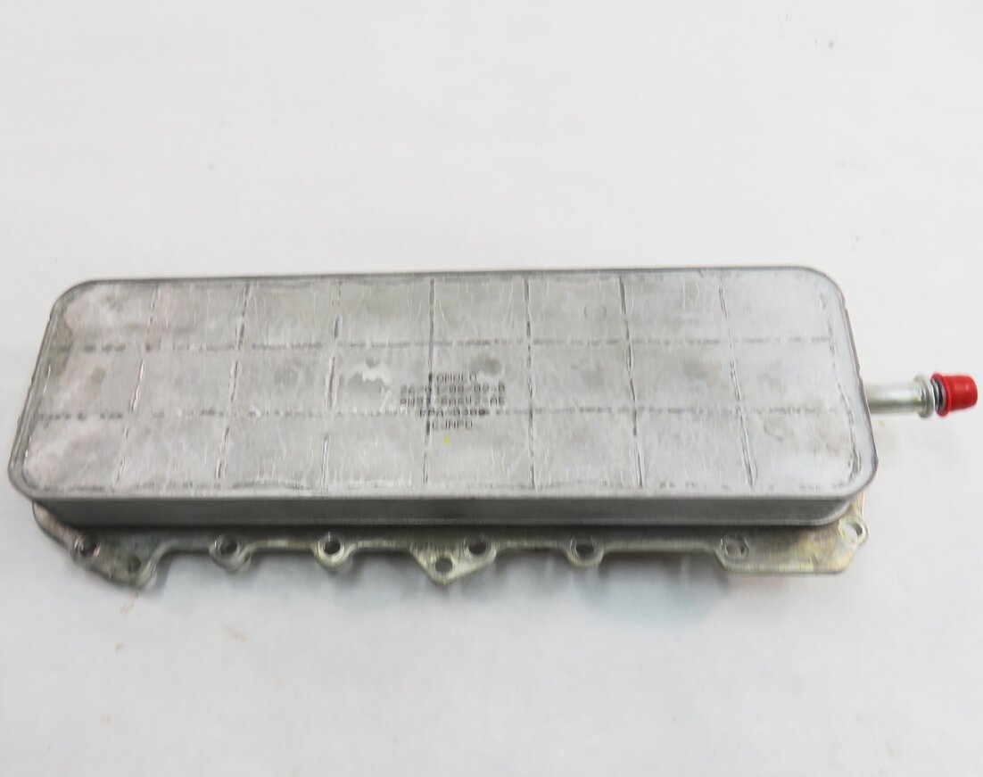 Thumbnail 5: 10-18 DISCOVERY LR4 - RANGE ROVER SPORT (L320 L322 L405 L494) ENGINE OIL COOLER