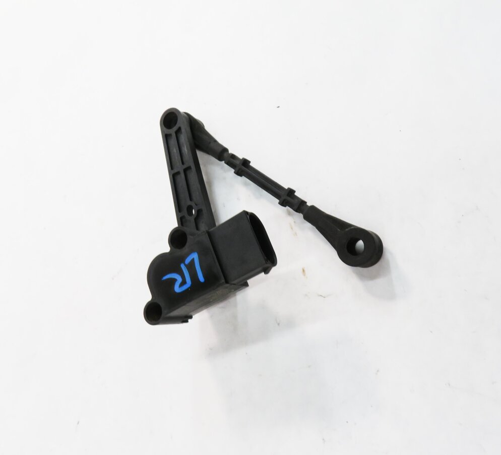 Thumbnail 3: 2010 RANGE ROVER SPORT (L320) LEFT DRIVER REAR SUSPENSION HEIGHT LEVEL SENSOR