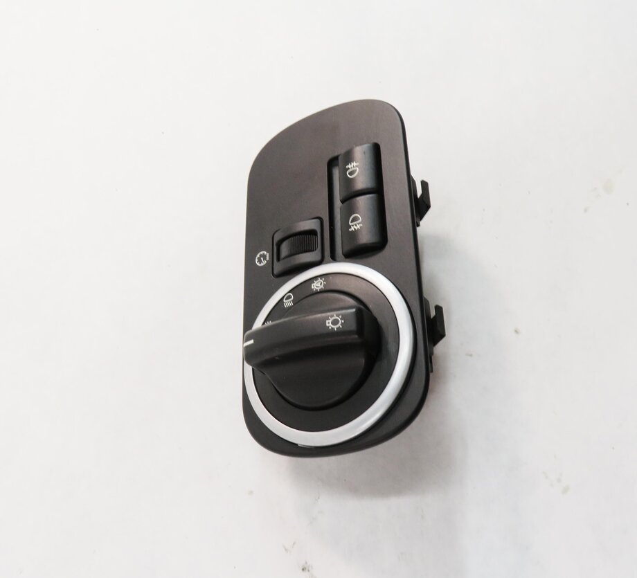 Thumbnail 3: 2010-2013 LAND ROVER LR4 - RANGE ROVER SPORT (L320) HEADLIGHT SWITCH CONTROL