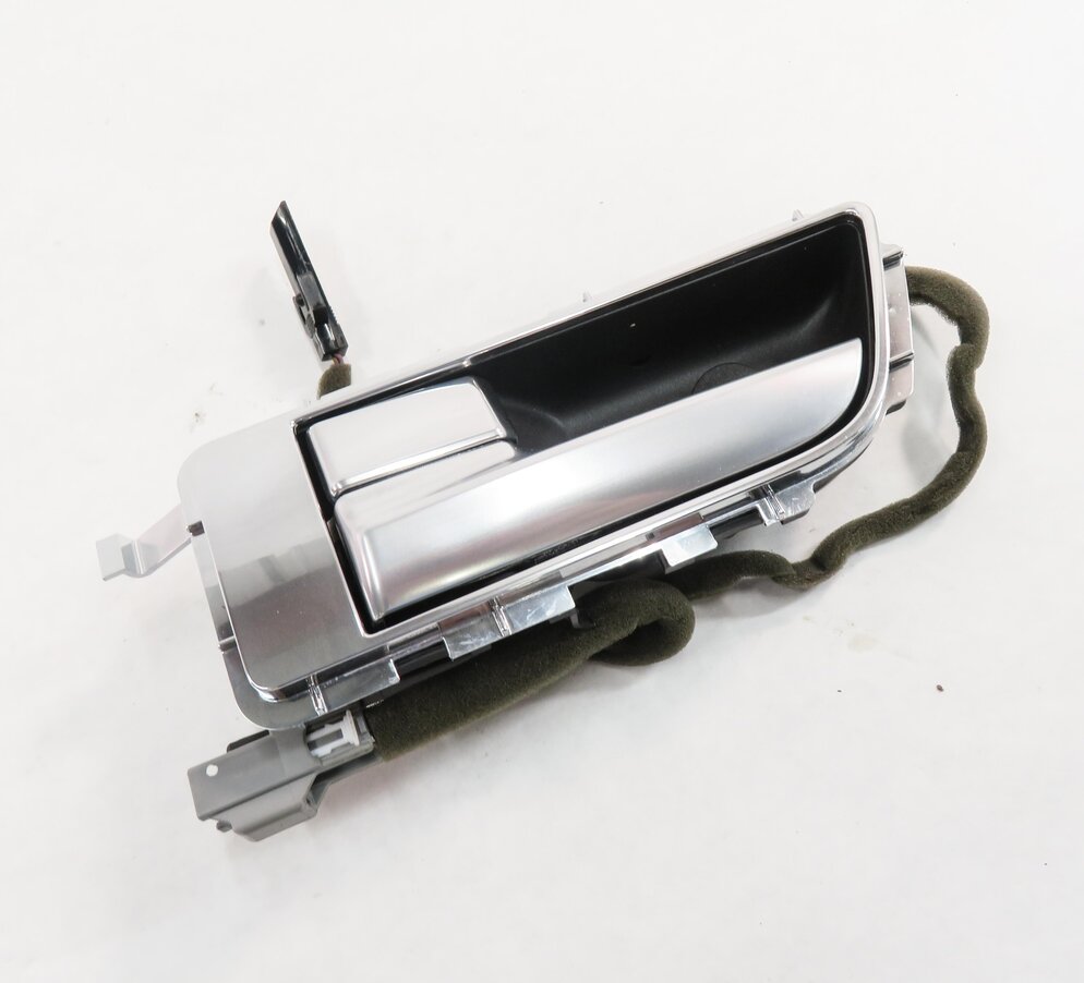 Thumbnail 1: 2010-2016 LR4 - RANGE ROVER SPORT (L320) LEFT REAR INTERIOR DOOR HANDLE