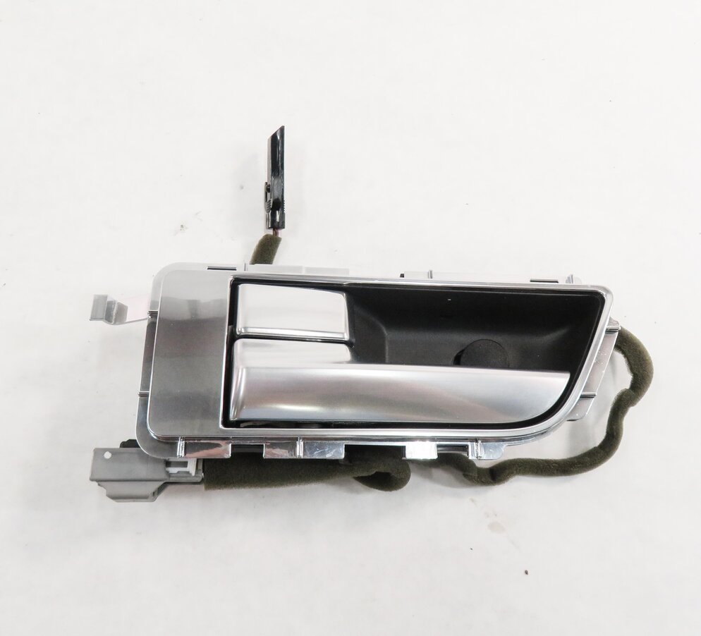 Thumbnail 2: 2010-2016 LR4 - RANGE ROVER SPORT (L320) LEFT REAR INTERIOR DOOR HANDLE