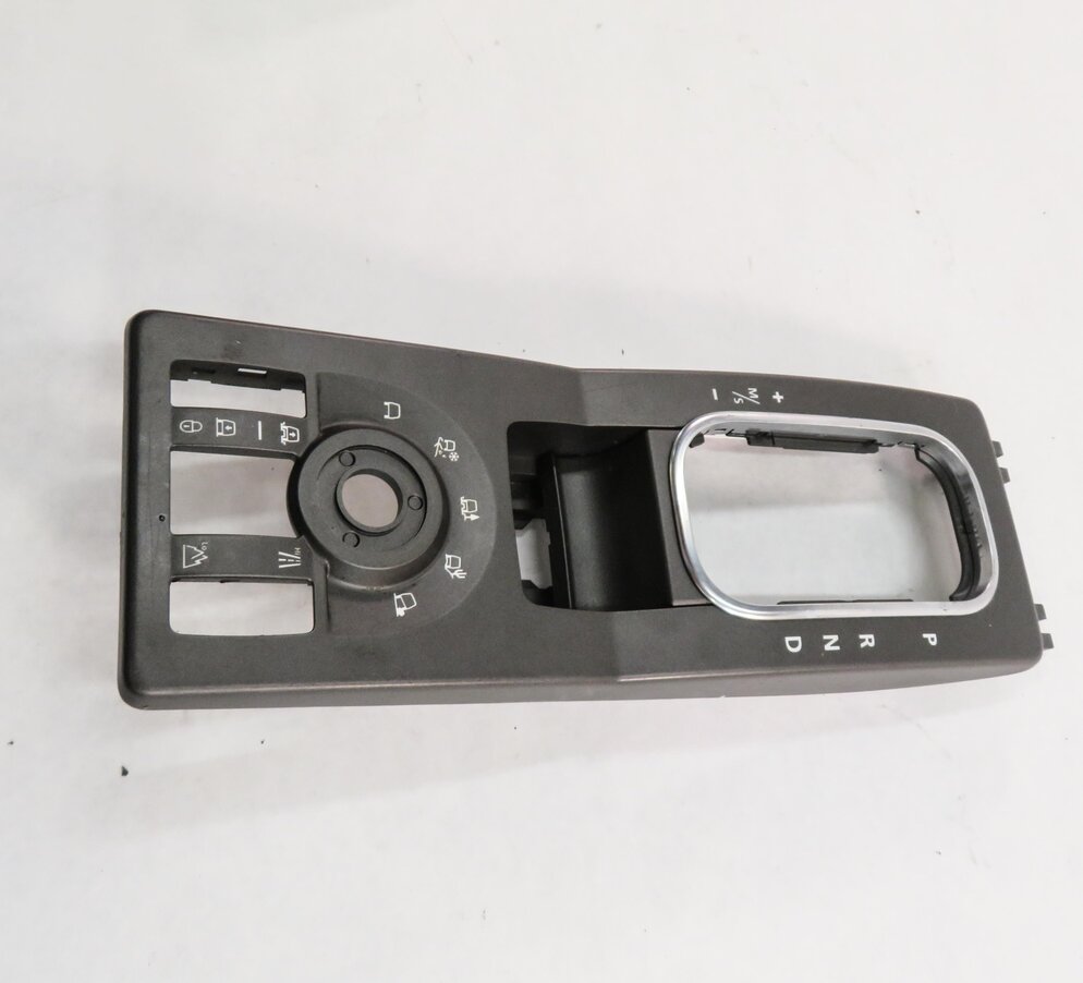 Thumbnail 6: 2010 RANGE ROVER SPORT (L320) GEAR SHIFTER TRIM w/ TERRAIN CONTROL SWITCH