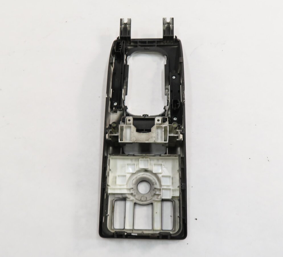 Thumbnail 7: 2010 RANGE ROVER SPORT (L320) GEAR SHIFTER TRIM w/ TERRAIN CONTROL SWITCH
