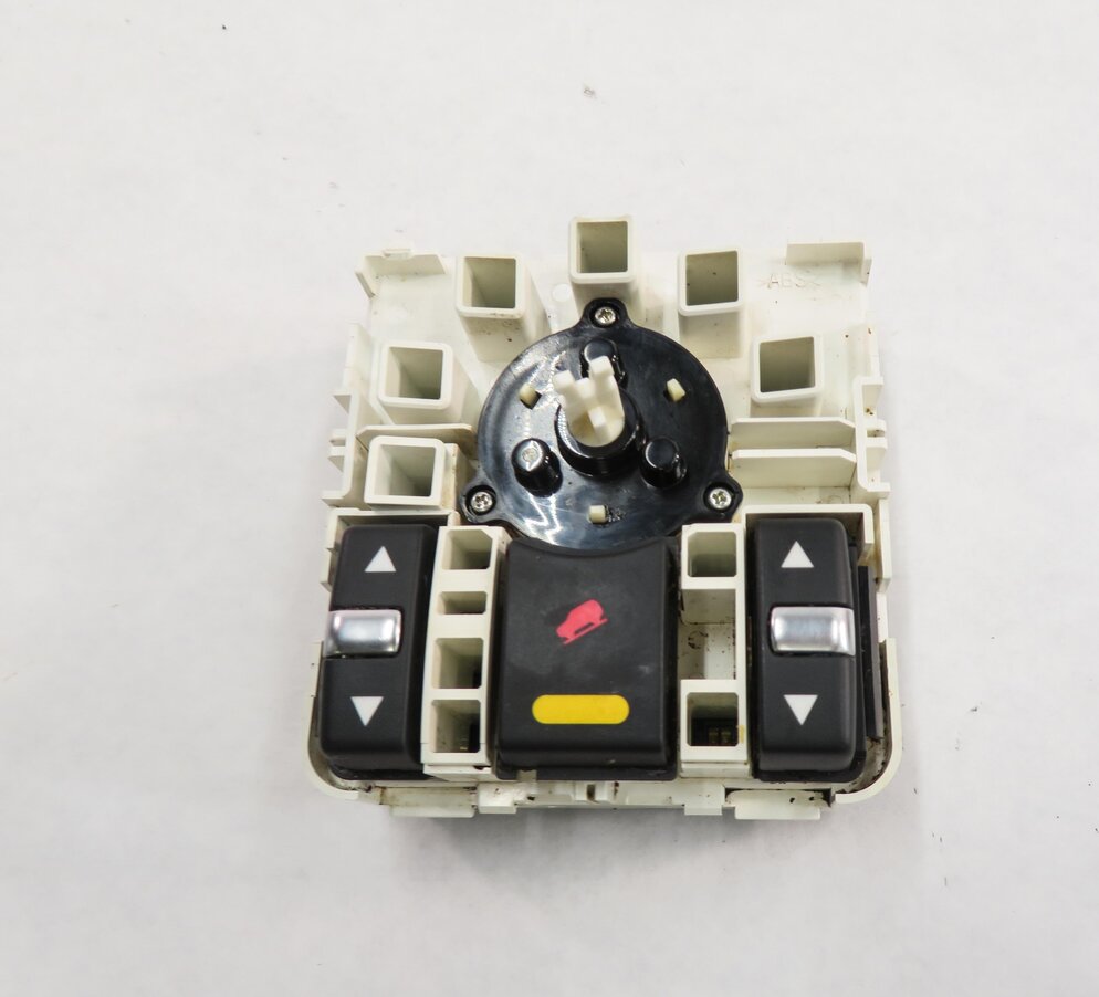 Thumbnail 8: 2010 RANGE ROVER SPORT (L320) GEAR SHIFTER TRIM w/ TERRAIN CONTROL SWITCH