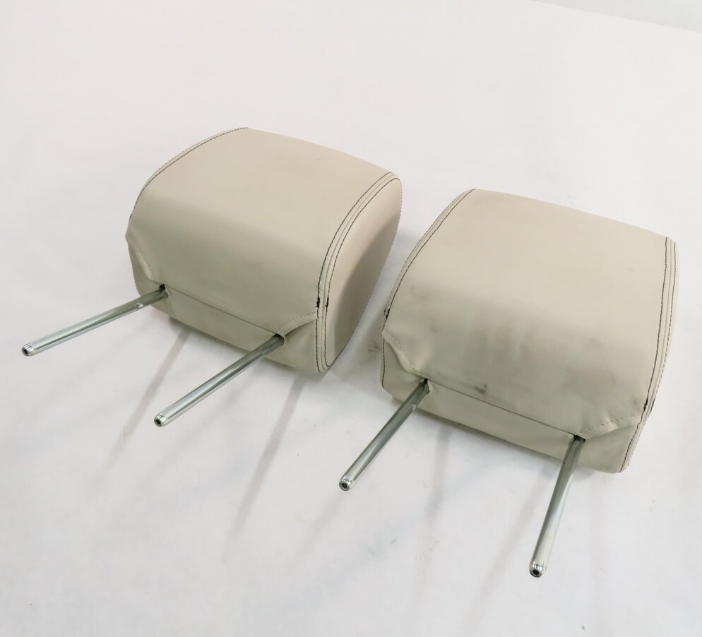 Thumbnail 1: 2010 RANGE ROVER SPORT (L320) FRONT LEFT & RIGHT SEAT HEADREST SET-2 (IVORY)