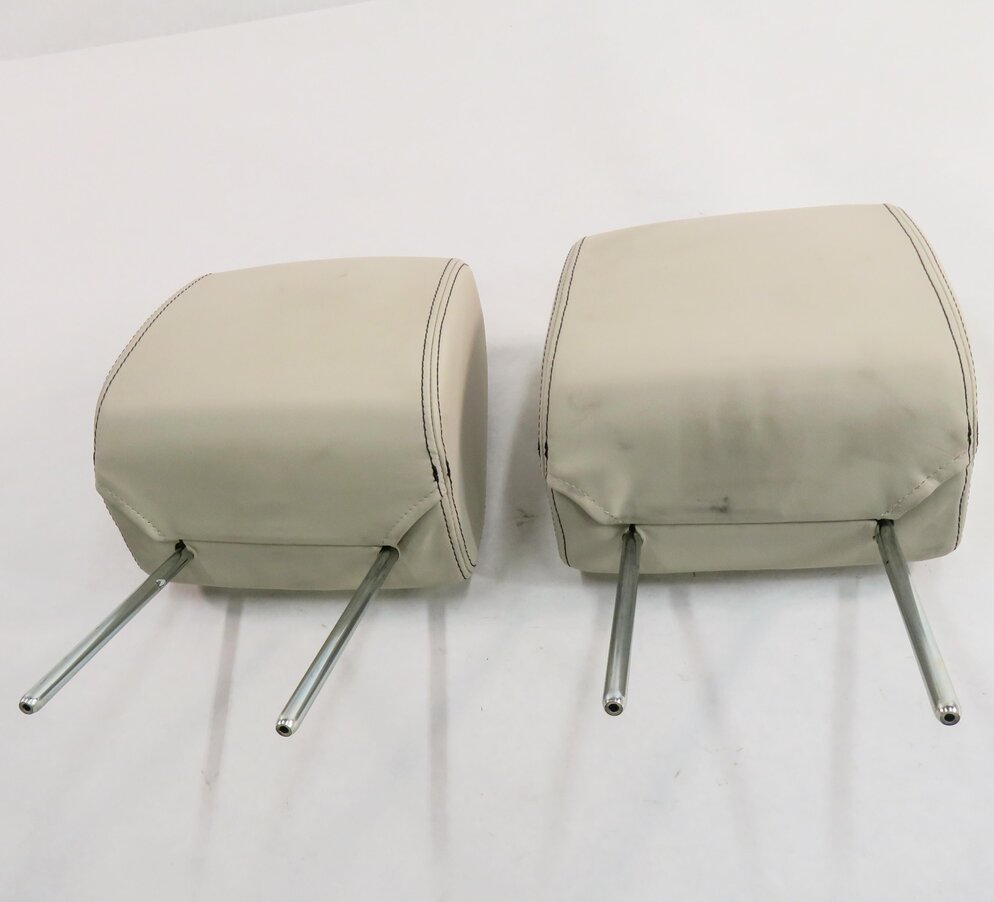 Thumbnail 2: 2010 RANGE ROVER SPORT (L320) FRONT LEFT & RIGHT SEAT HEADREST SET-2 (IVORY)