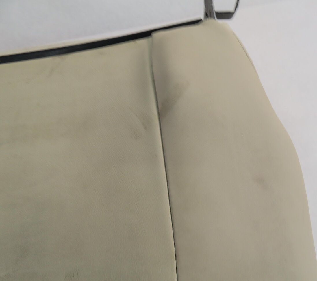 Thumbnail 9: 2010 RANGE ROVER SPORT (L320) DRIVER - UPPER TOP HEATED SEAT CUSHION (IVORY)