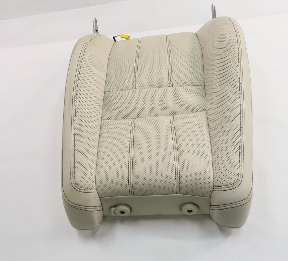 Thumbnail 5: 2010 RANGE ROVER SPORT (L320) PASSENGER - UPPER TOP HEATED SEAT CUSHION (IVORY)