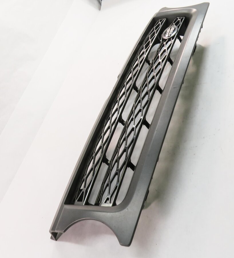 Thumbnail 3: 2010-2011 RANGE ROVER SPORT (L320) FRONT GRILLE UPPER HOOD AIR VENT GRILLE TRIM