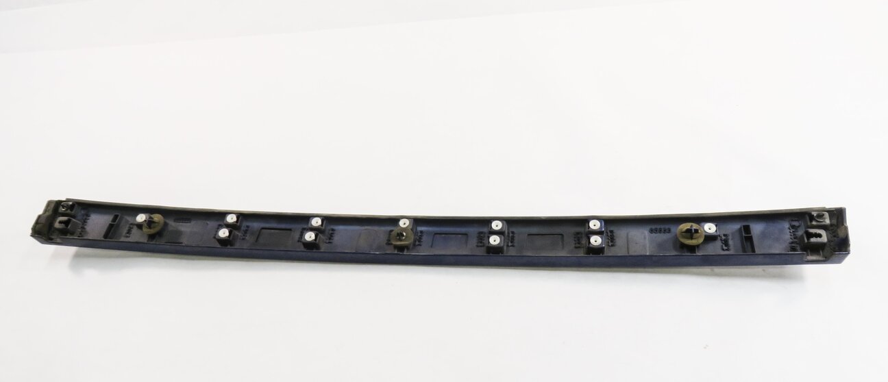 Thumbnail 5: 2010 RANGE ROVER SPORT (L320) REAR TRUNK MOULDING TRIM PANEL STRIP (BALI BLUE)