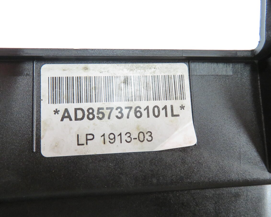 Thumbnail 8: 2014-2018 BMW 535i 740i X5 (F01 F10 F15) 3.0L DIESEL - AIR FILTER BOX ASSEMBLY