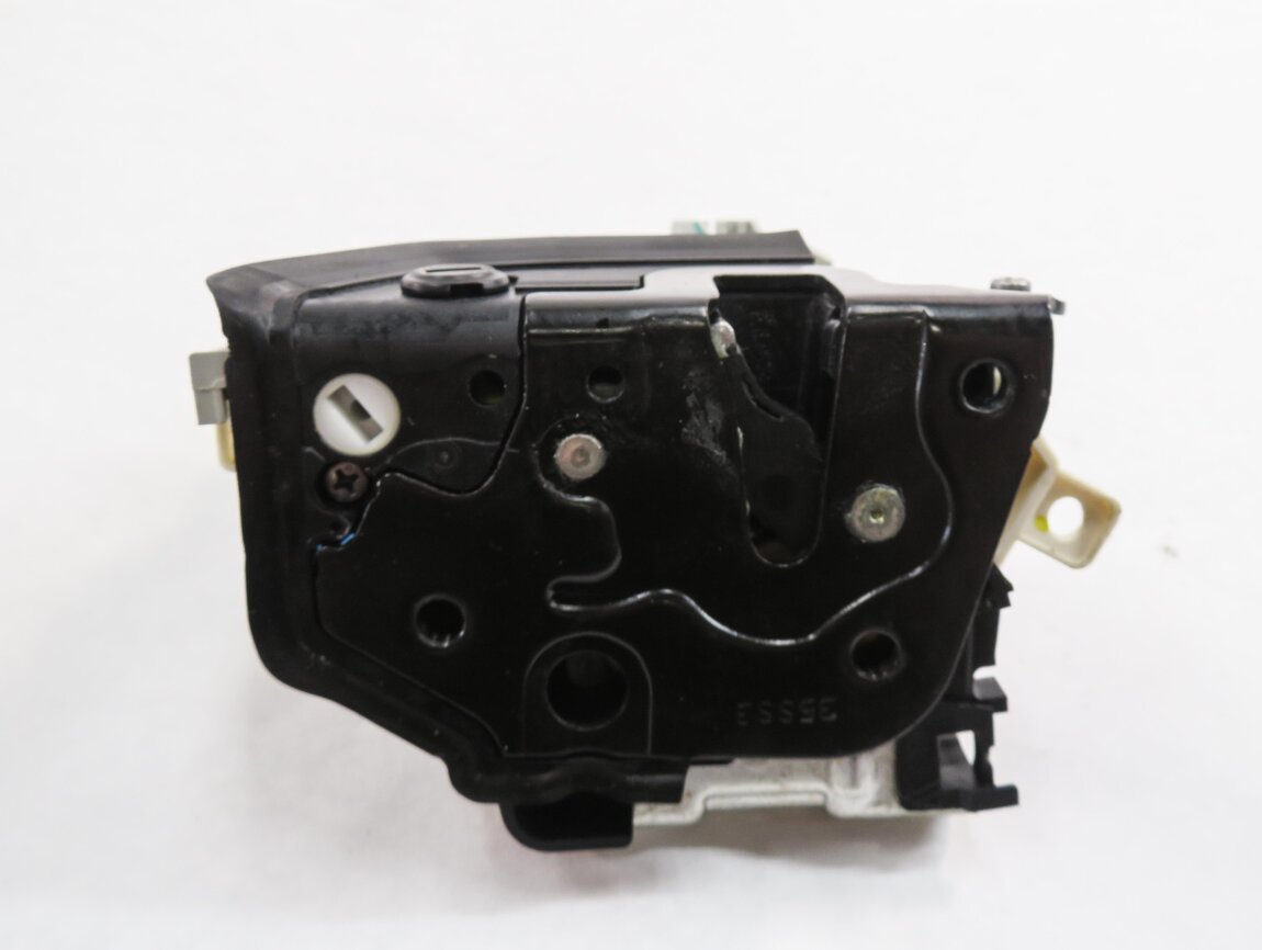 Thumbnail 4: 2010-2020 VW / PORSCHE - A3 A4 A8 S3 S4 Q5 MACAN PANAMERA - LEFT REAR DOOR LATCH