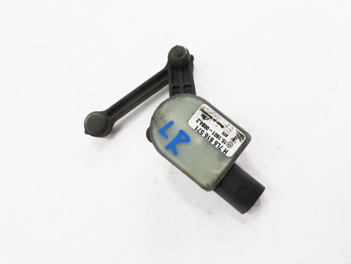 Thumbnail 1: 2015 AUDI Q7 (4L) LEFT DRIVER REAR SUSPENSION HEIGHT LEVEL SENSOR