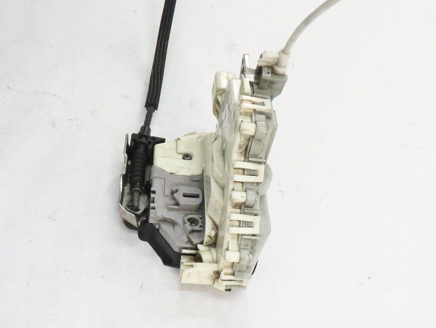 Thumbnail 4: 2010-2022 AUDI / PORSCHE A4 S4 A5 S5 A6 Q3 Q5 Q7 TT 911 - LEFT FRONT DOOR LATCH