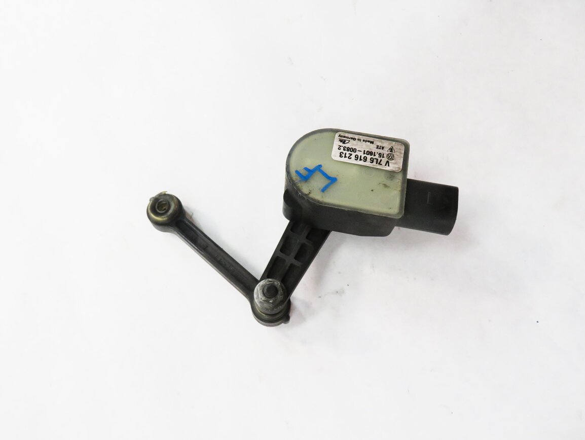 Thumbnail 3: 2015 AUDI Q7 (4L) LEFT FRONT DRIVER SUSPENSION HEIGHT LEVEL SENSOR