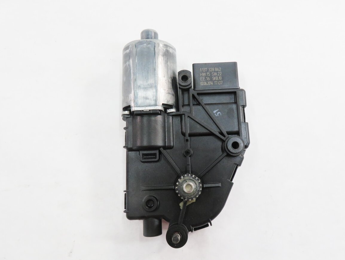Thumbnail 5: 2007-2014 AUDI Q7 (4L) PANORAMIC SUNROOF MOTOR / SUNSHADE MOTOR