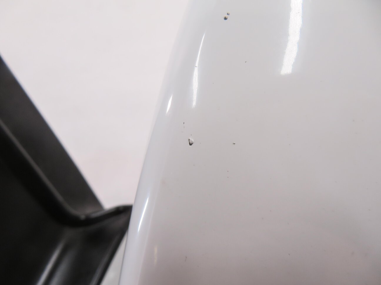 Thumbnail 10: 2013-2015 AUDI Q7 (4L) LEFT DRIVER P-FOLD BLIND SPOT DOOR MIRROR (CARRARA WHITE)