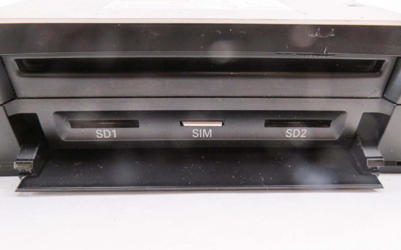 Thumbnail 9: 2013-2015 AUDI Q7 (4L) RADIO STEREO RECEIVER MMI SIM SD MEDIA CD PLAYER