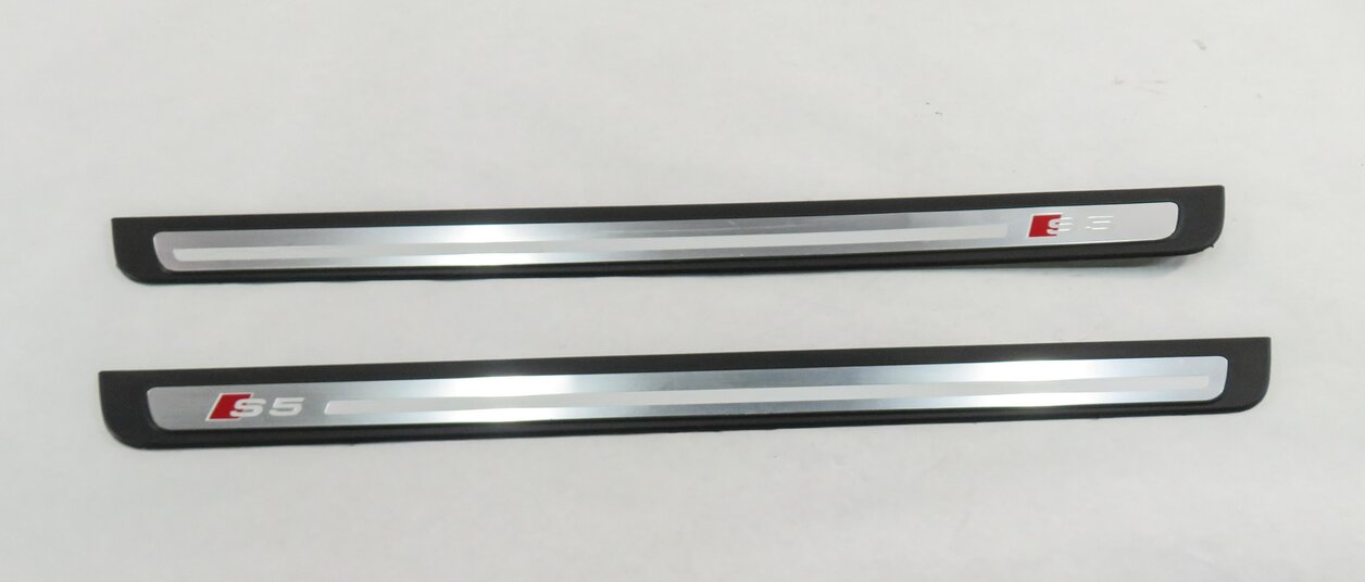 Thumbnail 2: 2014 AUDI S5 (B8 8T) COUPE - DOOR SILL SCUFF PANEL TRIM SET-2